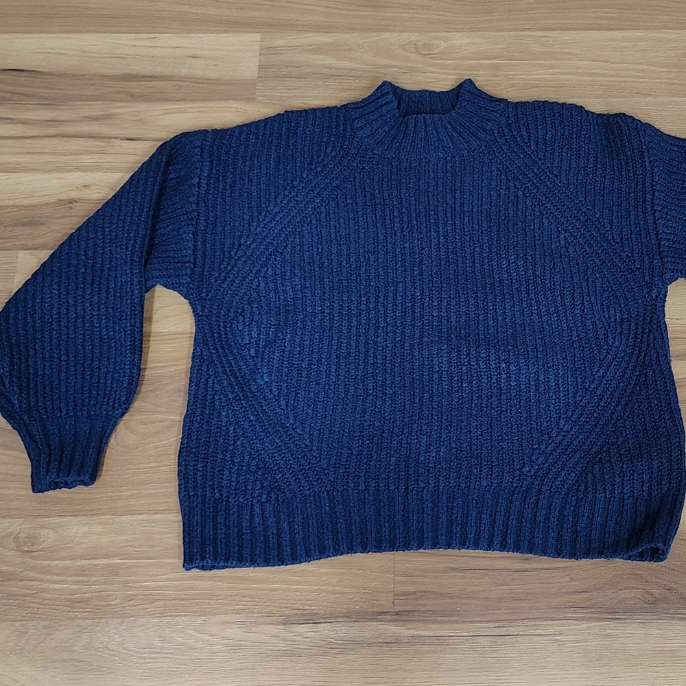 Old Navy Navy Blue,  Ladies Size Large Sweater,  Ladies Sweaters,  Large